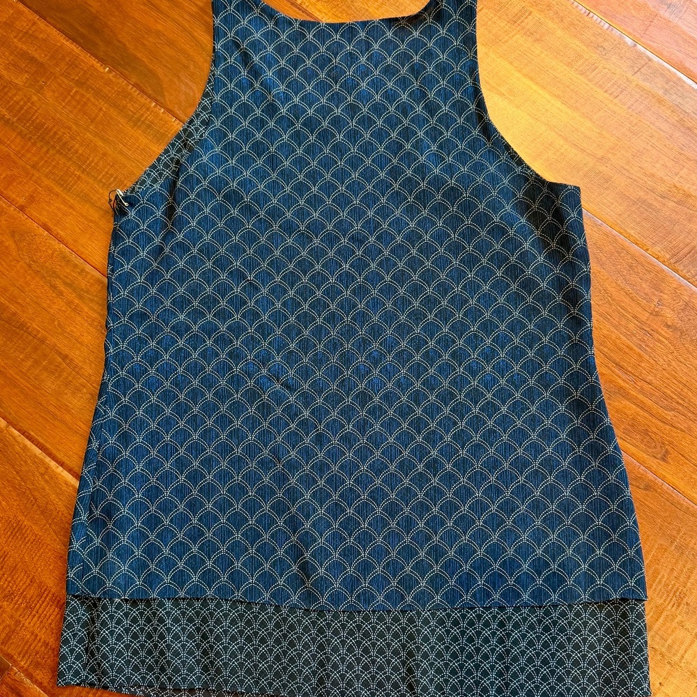 Cabi Top - Picture 3 of 3